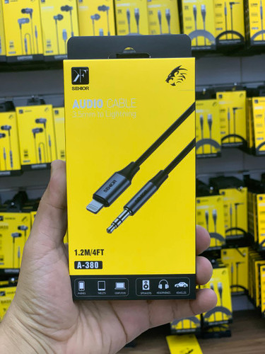 کابل AUX 3.5 mm به لایتنینگ سینیور کوفنگ A-380