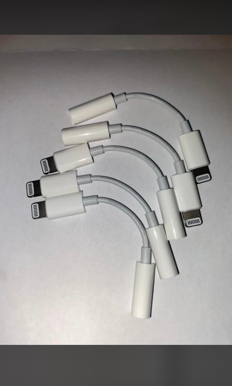 کابل تبدیل لایتنینگ به جک ۳.۵ میلی متری اوریجینال آبفون